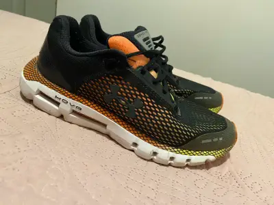 Zapatillas deportivas Under Armour HOVR infinite - miniatura 1