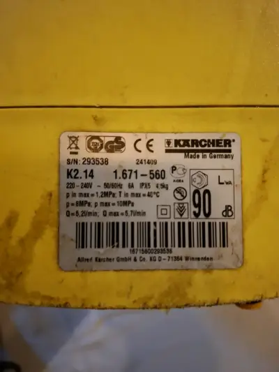 2 Hidrolavadoras (Kärcher y Black+Decker) - miniatura 4