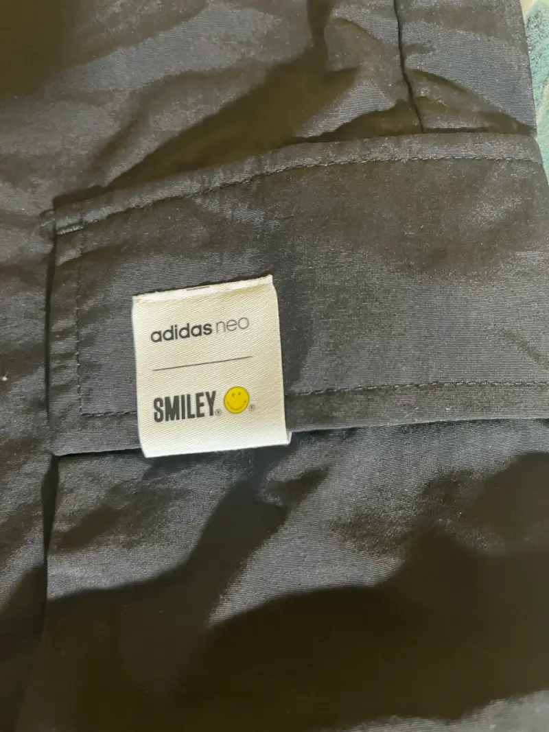 Buzo cargo cortavientos AdidasNeo Smiley - 2