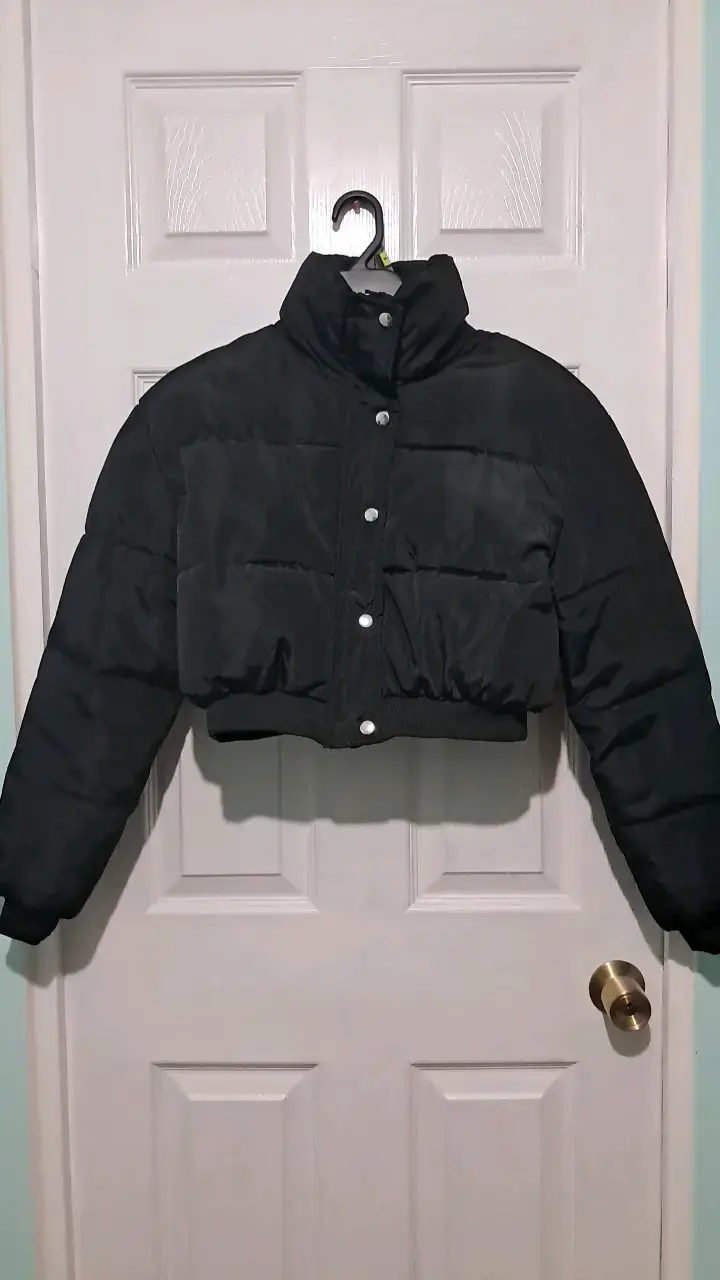 Chaqueta acolchada negra para mujer - 1