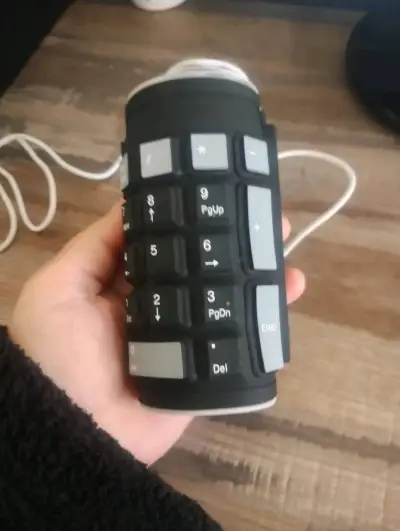 Teclado portátil de silicona - miniatura 1