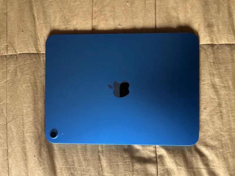 iPad 11 Generación + Apple Pencil USB C - 2