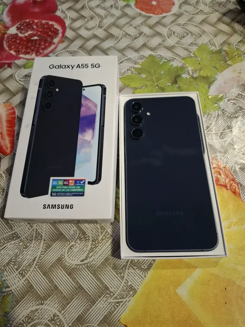 Samsung Galaxy A55 5G como nuevo en caja - 2