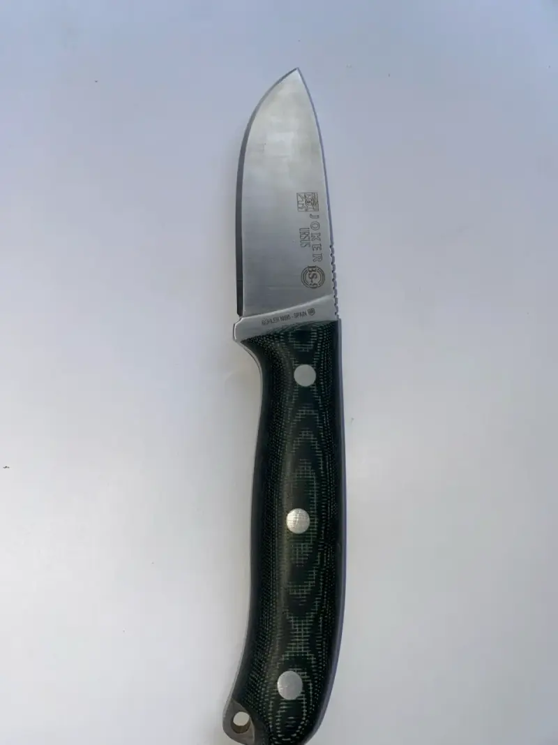 Cuchillo de caza Joker con mango ergonómico - 1
