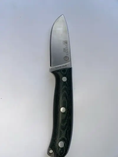 Cuchillo de caza Joker con mango ergonómico - miniatura 1