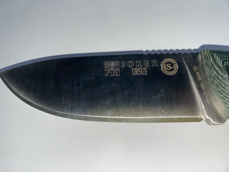 Cuchillo de caza Joker con mango ergonómico - 2