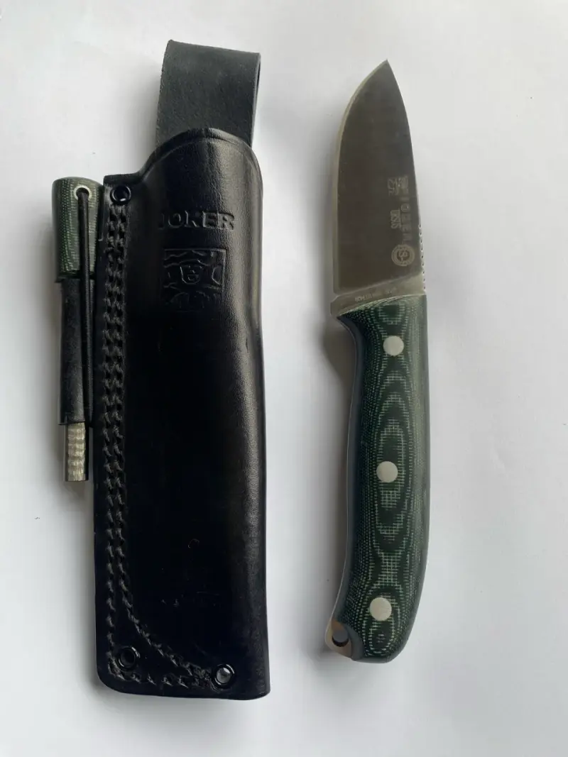 Cuchillo de caza Joker con mango ergonómico - 3