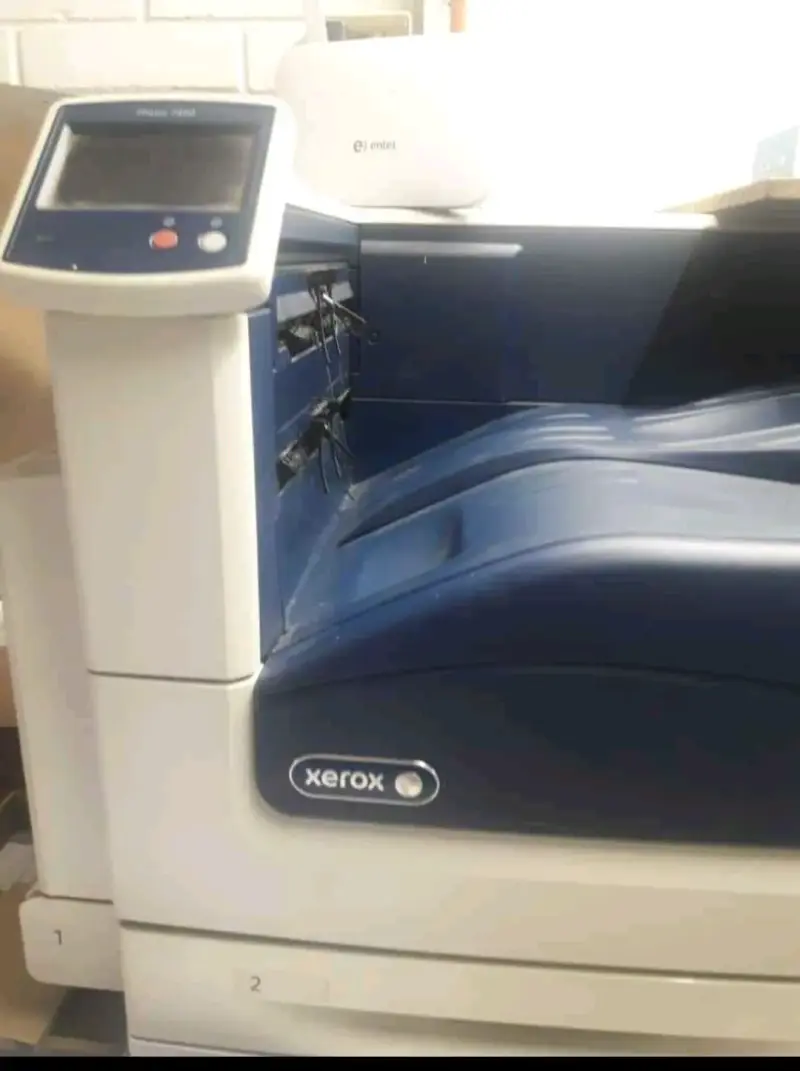 Impresora láser color, Xerox de alta capacidad - 4