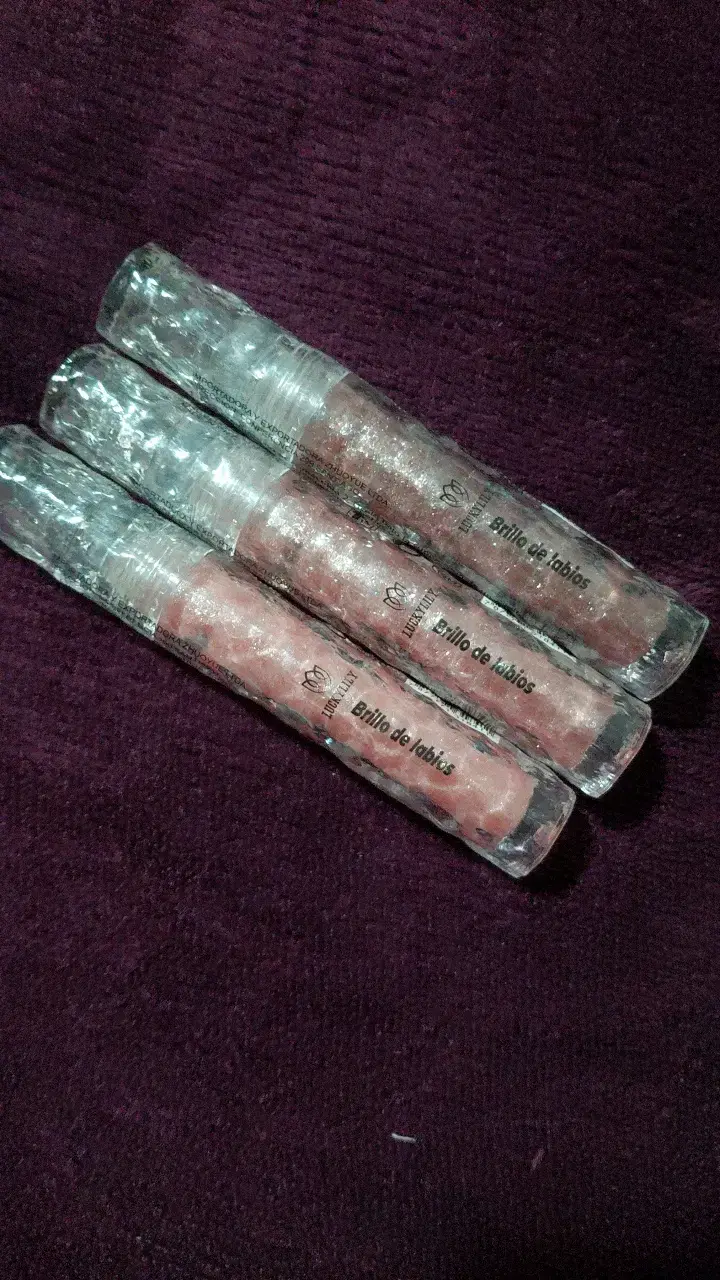 Set de brillos de labios tonos rosados