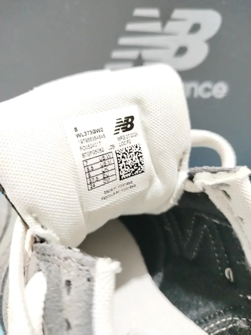 Zapatillas New Balance 373 gris oscuro - 2