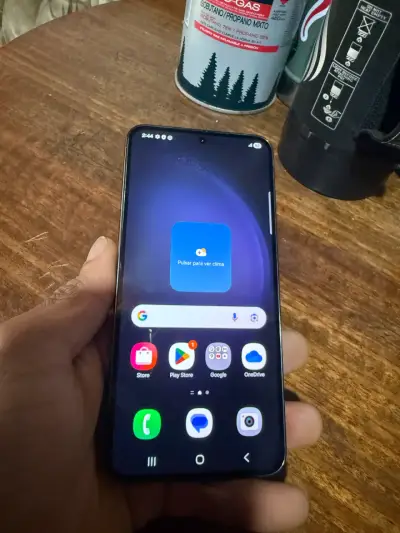 Samsung Galaxy S23 256gb en buen estado - miniatura 1