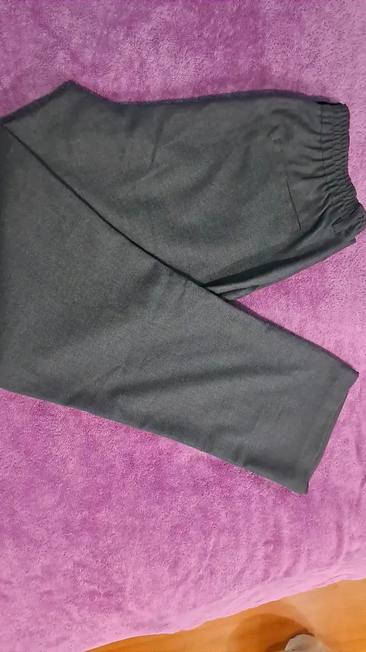 Pantalón gris oscuro con cintura elástica,escolar - 1