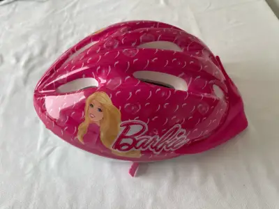 Casco infantil Barbie original  para bicicleta - miniatura 1