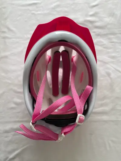 Casco infantil Barbie original  para bicicleta - miniatura 2