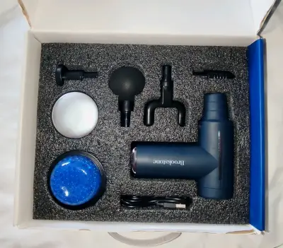 Masajeador de percusión Brookstone inalámbrico - miniatura 4