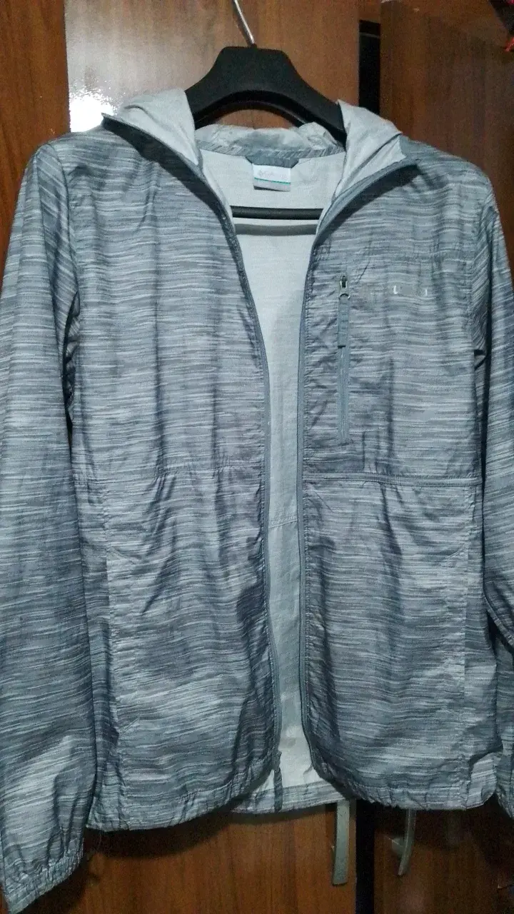 Corta viento Columbia gris con capucha - 1