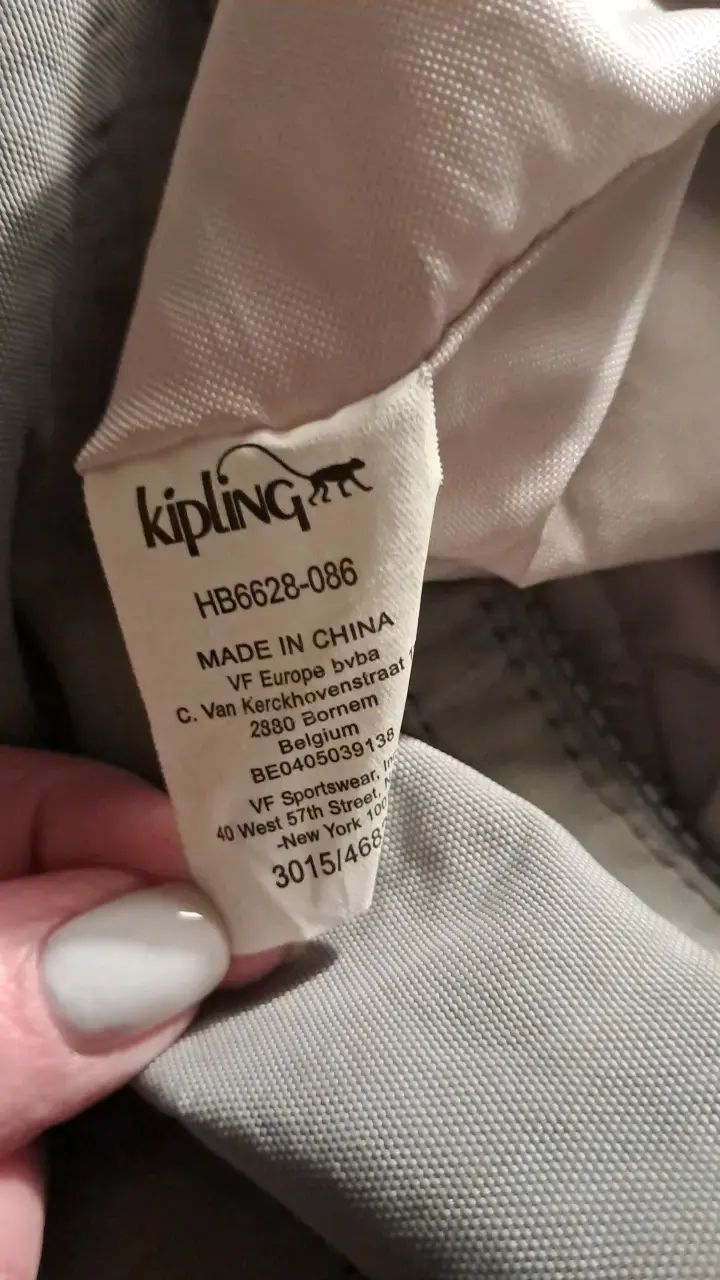 Bolso Kipling gris con correa ajustable - 3