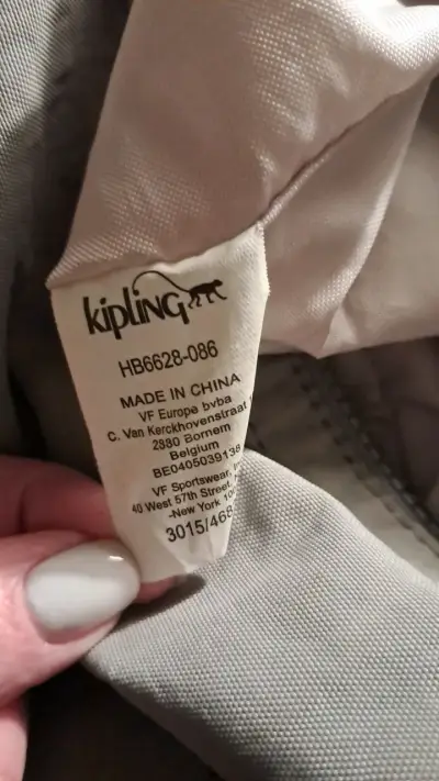 Bolso Kipling gris con correa ajustable - miniatura 3