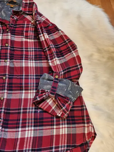 Blusa de franela a cuadros roja para mujer - miniatura 4