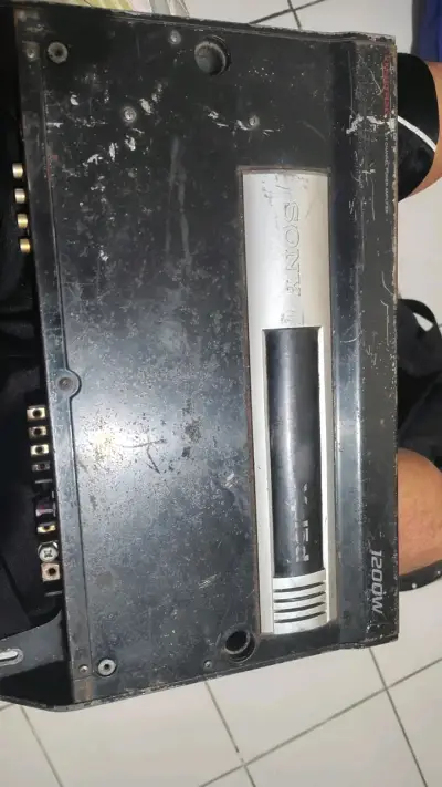Amplificador Sony Xplod 1200W usado - miniatura 1