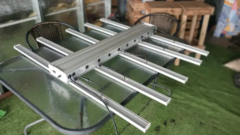 Panel LED para cultivo interior - 2