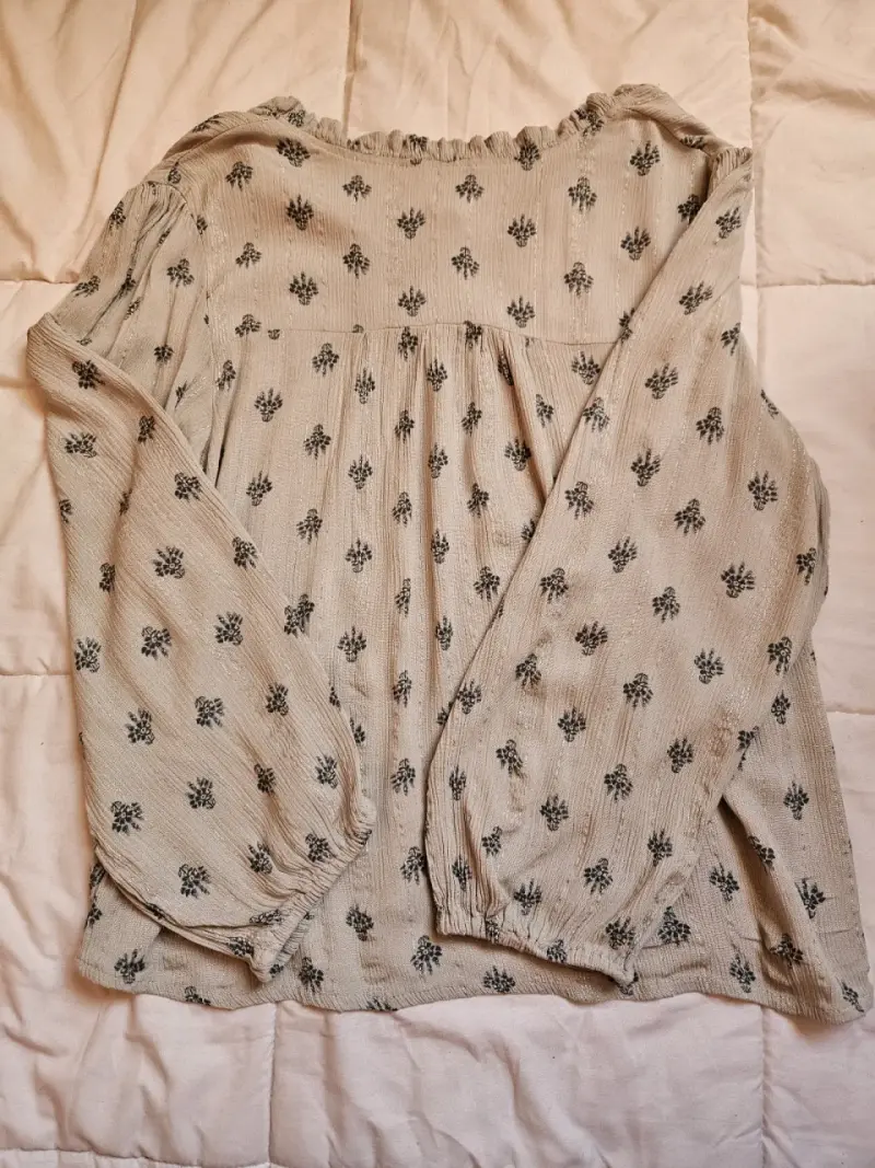 Blusa beige estampada de manga larga - 3