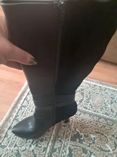 Botines negros con hebillas de tacón alto - miniatura 3