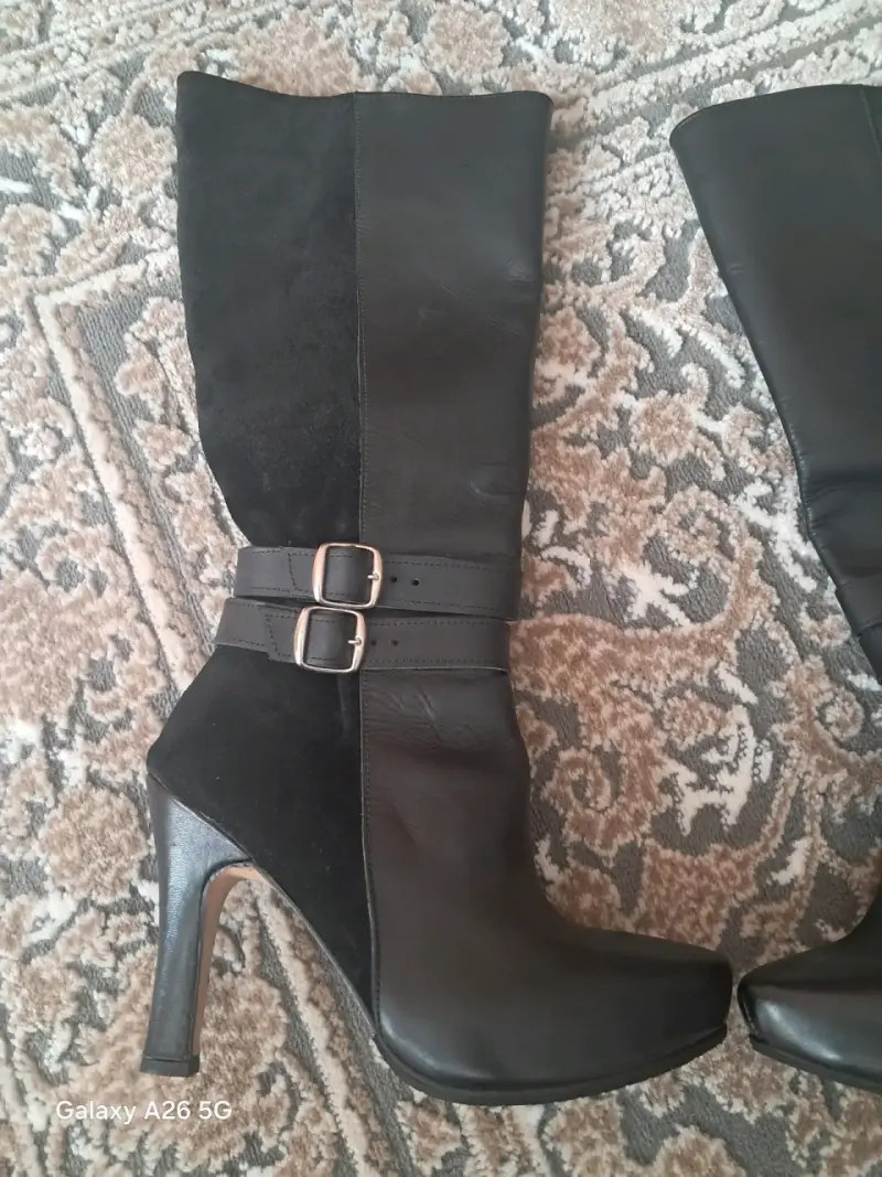 Botines negros con hebillas de tacón alto - 6