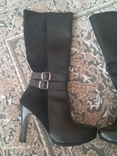 Botines negros con hebillas de tacón alto - miniatura 6