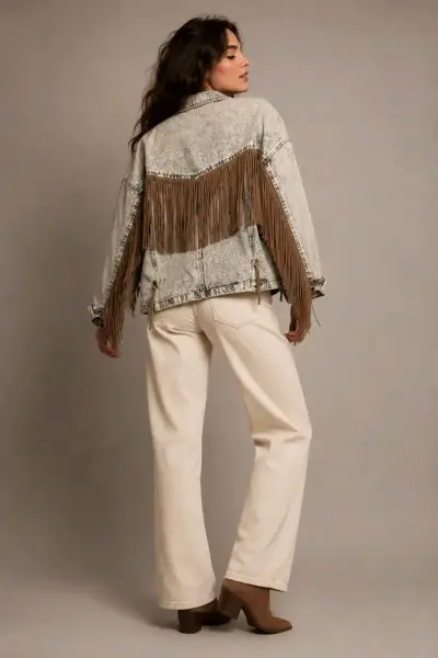 Chaqueta de mezclilla con flecos estilo western - miniatura 2