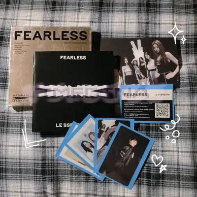 Álbum Fearless LE SSERAFIM Monochrome Bouquet - miniatura 1