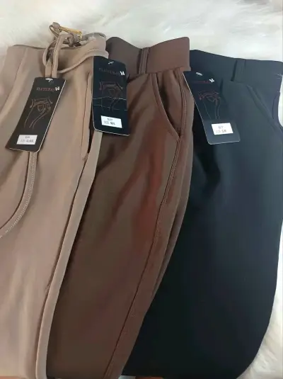Pantalones de vestir negros para mujer - miniatura 3