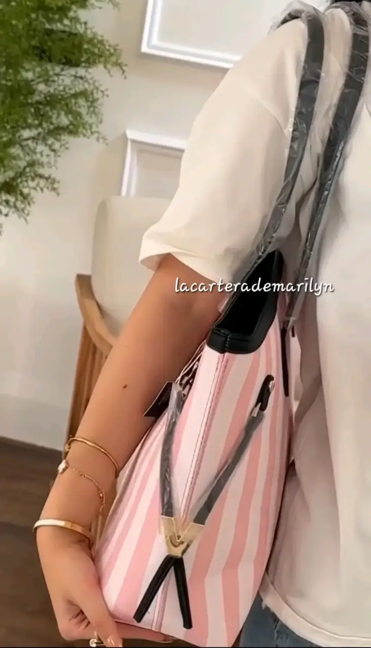 Bolso Victoria's Secret rayado rosa y blanco - 3