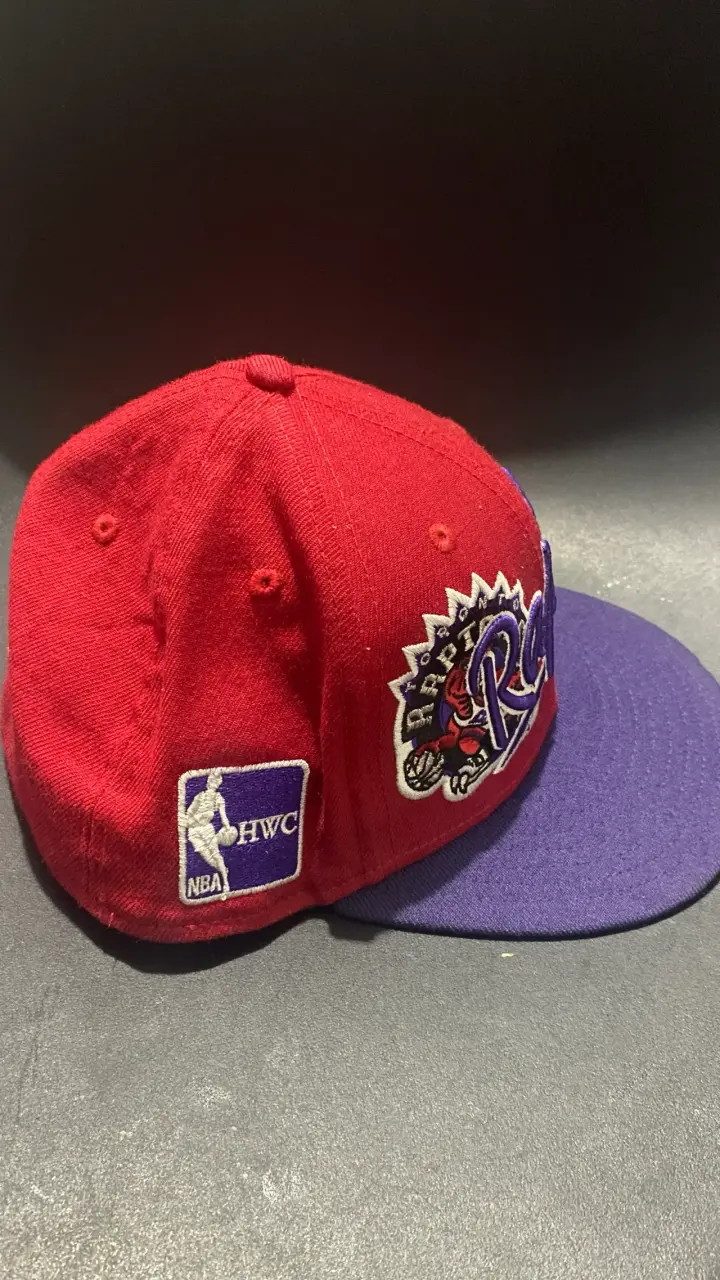 Gorra Toronto Raptors roja y morada - 2