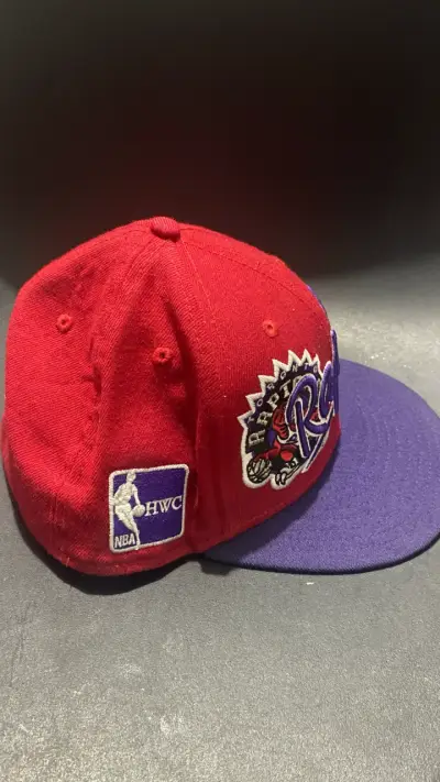 Gorra Toronto Raptors roja y morada - miniatura 2