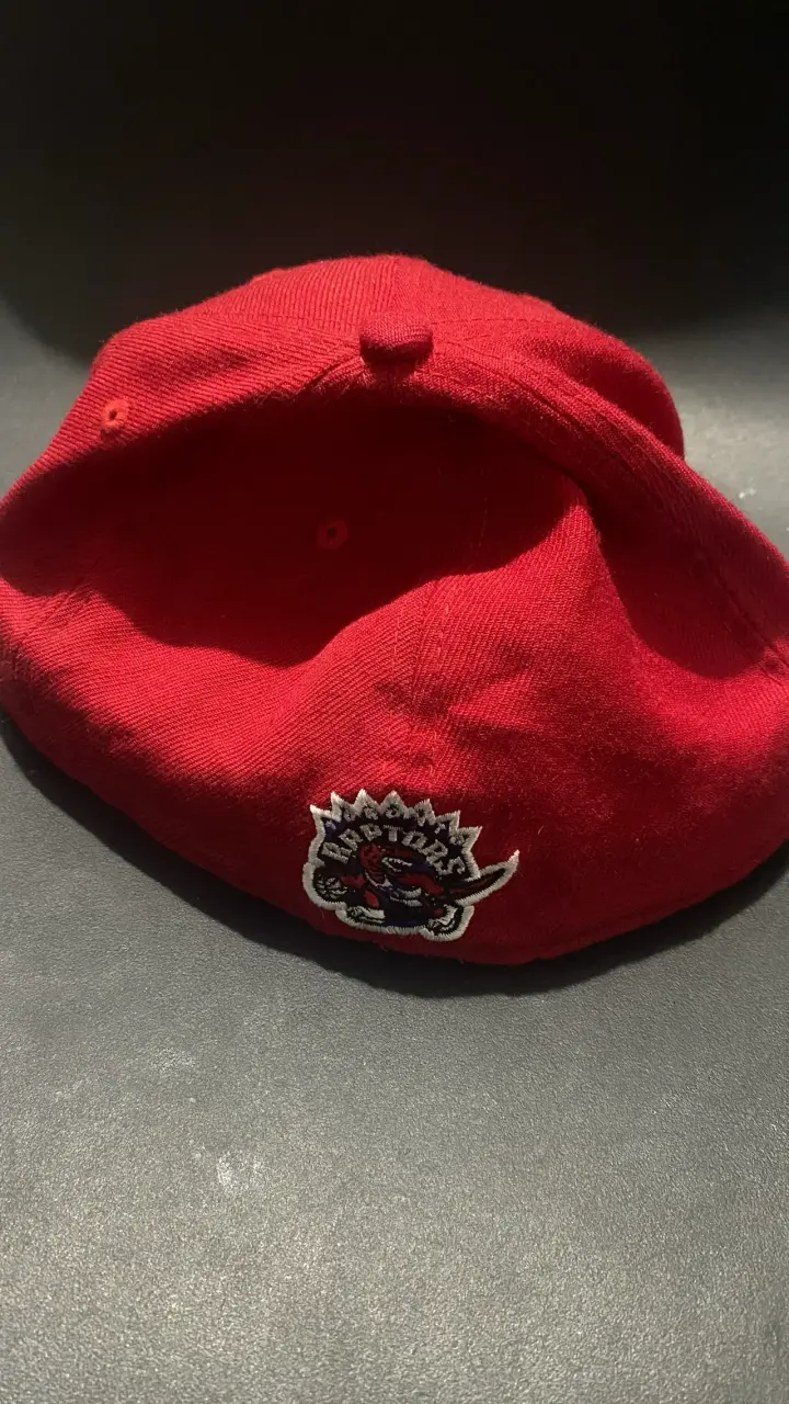 Gorra Toronto Raptors roja y morada - 4
