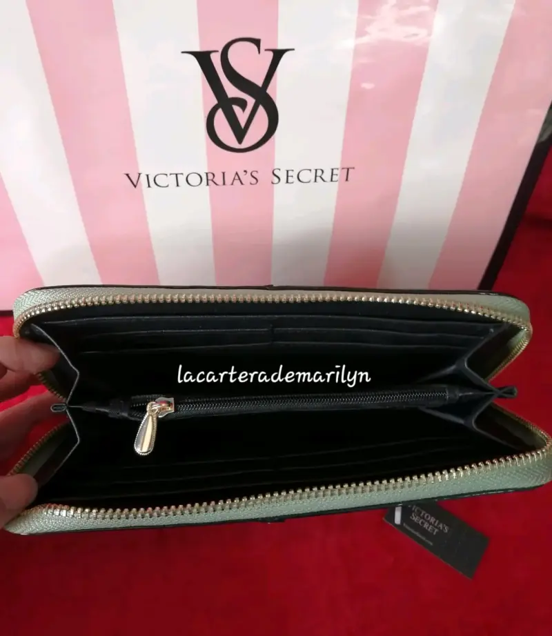 Billetera Victoria's Secret verde - 4