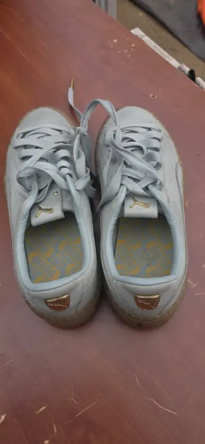 Zapatillas Puma gris claro con suela de goma - miniatura 3