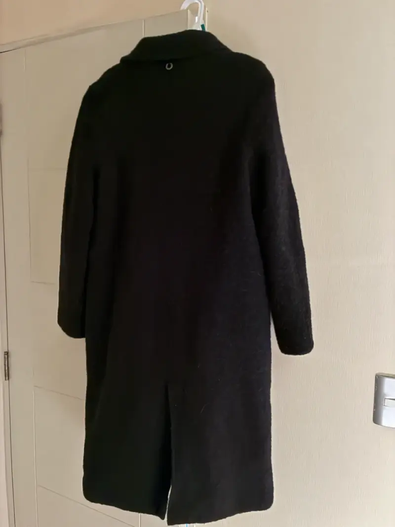 2 Abrigos negro y beige Umbrale talla M - 2