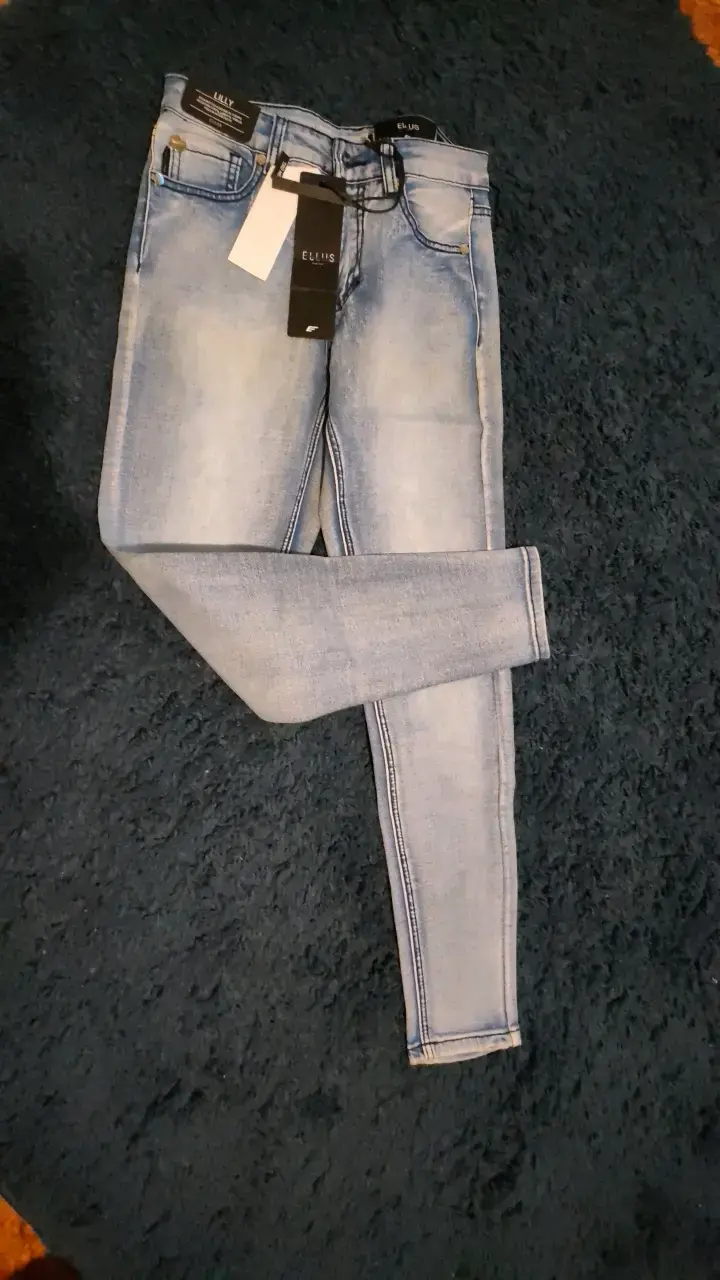 Jeans ajustados celestes marca Ellus - 2