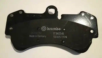 Pastillas de freno Brembo para auto - miniatura 3