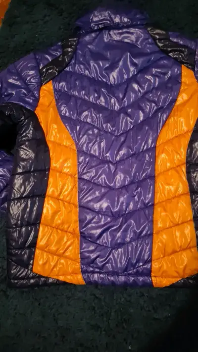Parka acolchada bicolor lila y naranja - miniatura 4