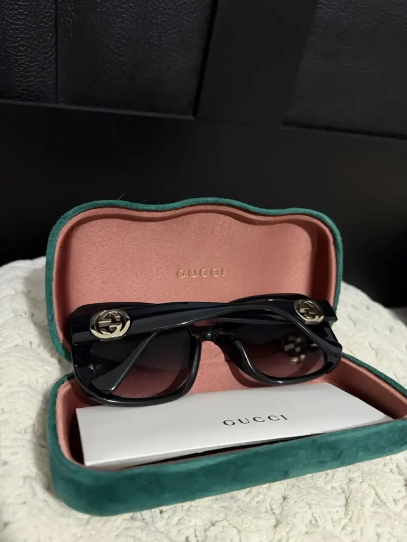 Gafas de sol Gucci cuadradas negras - 3