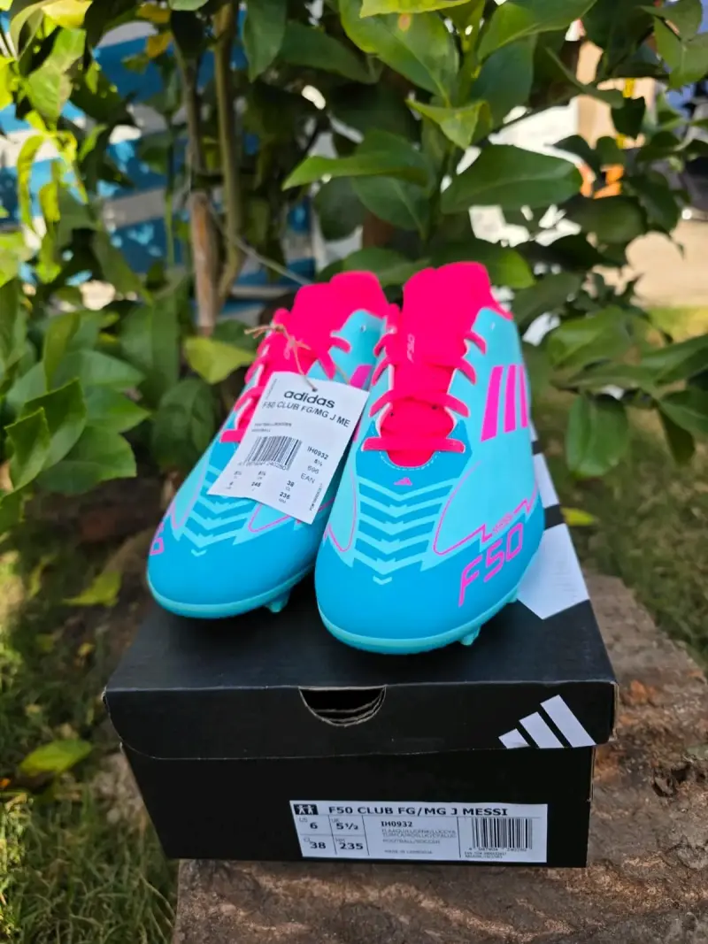 Zapatos Futbol Adidas F50 Messi azul y rosa - 2