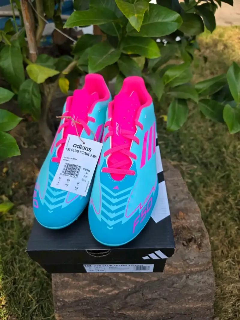 Zapatos Futbol Adidas F50 Messi azul y rosa - 3