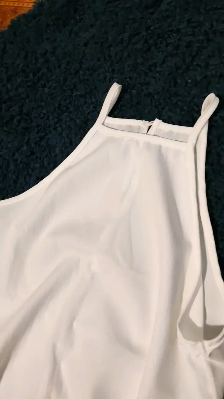 Vestido blanco sin mangas elegante - 2