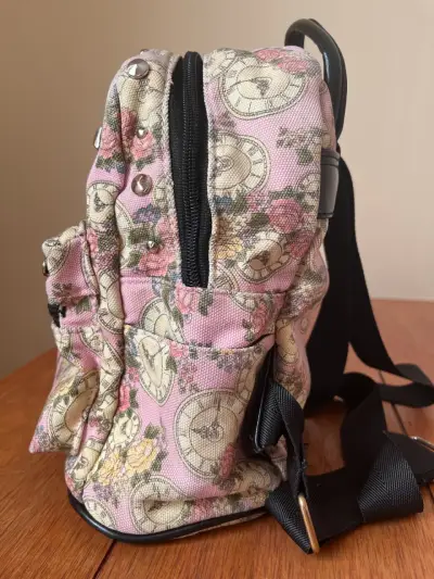 Mochila estampada con relojes y flores - miniatura 3