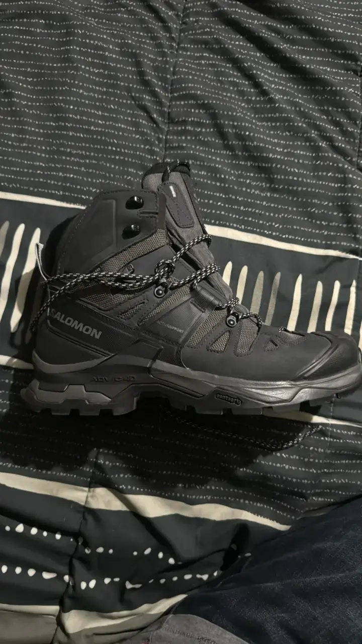 Botas de montaña Salomon negras impermeables - 1