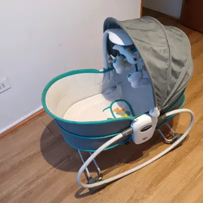 Cuna mecedora para bebé con dosel - miniatura 1