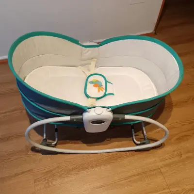 Cuna mecedora para bebé con dosel - miniatura 3